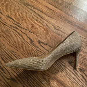 Gorgeous Stuart Weitzman Linsi 75 Pump - Platinum Gold Glitter, Size 8